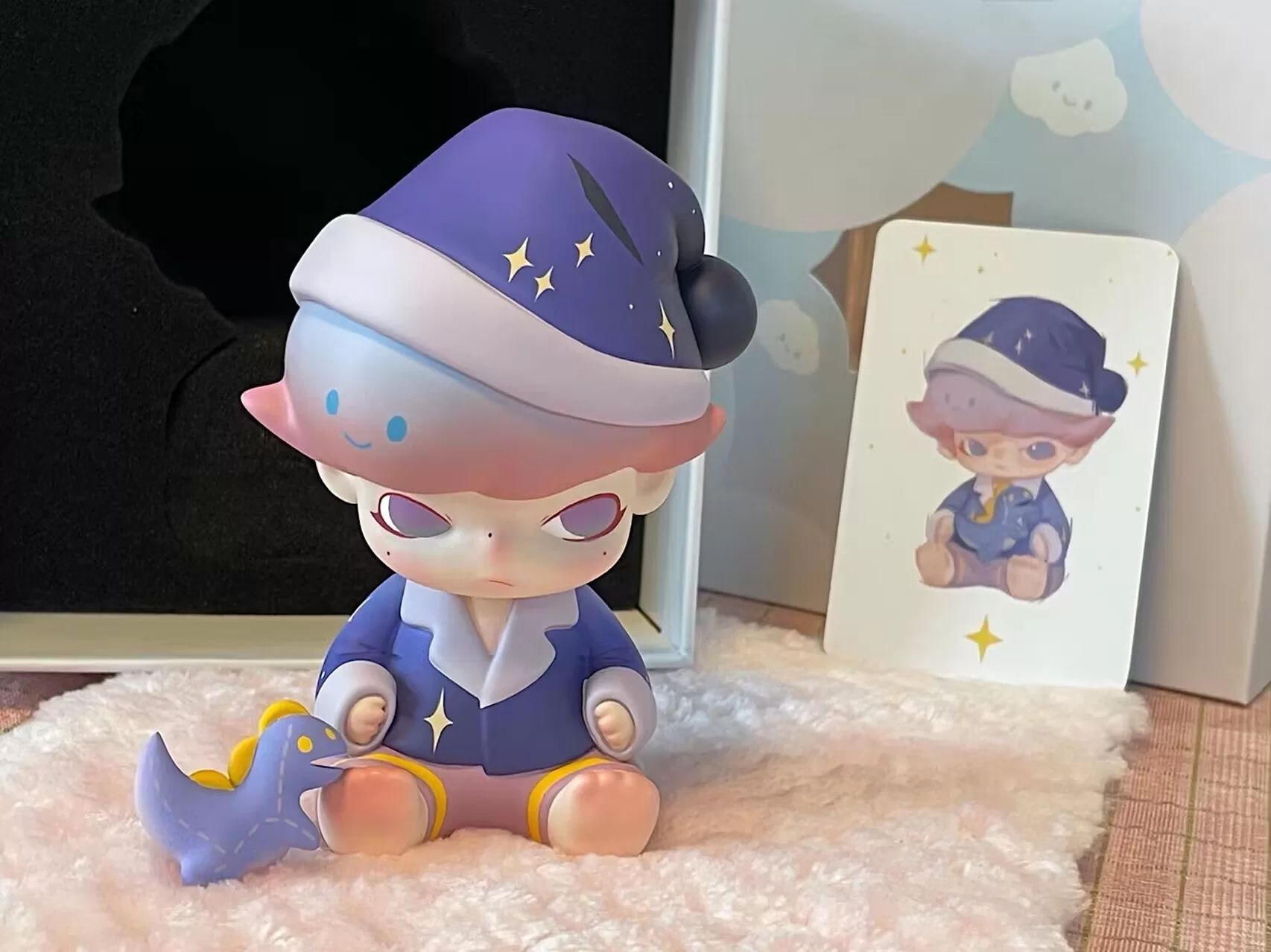 DIMOO Pijamale Party Cuddle Dragon Special ver Limited Figure