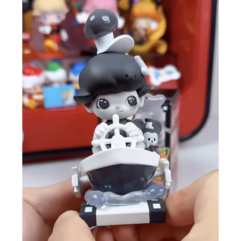 DIMOO x Disney Series Secret Căpitanul vaporului Willie (1/144)
