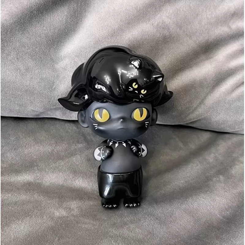 Figura limitată DIMOO Black Cat