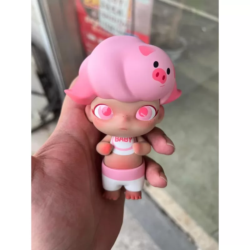 Figurină limitată DIMOO Baby Piggy