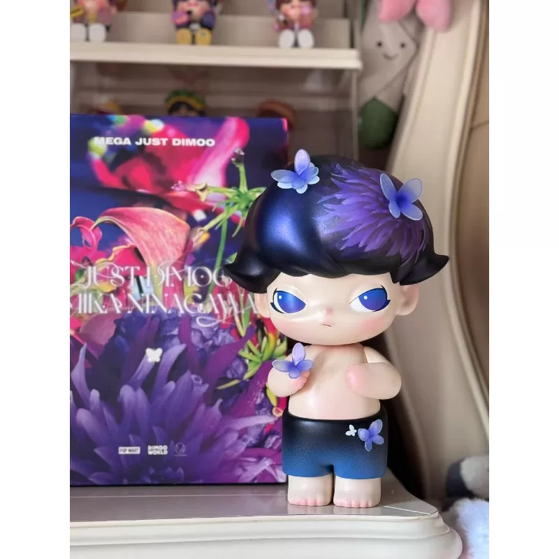 Figurină limitată MEGA Just DIMOO 400% Mika Ninagawa