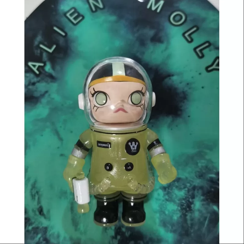 MEGA SPACE MOLLY 100% Alien Molly NO.10 2021 LIMITED (Strălucire în întuneric)