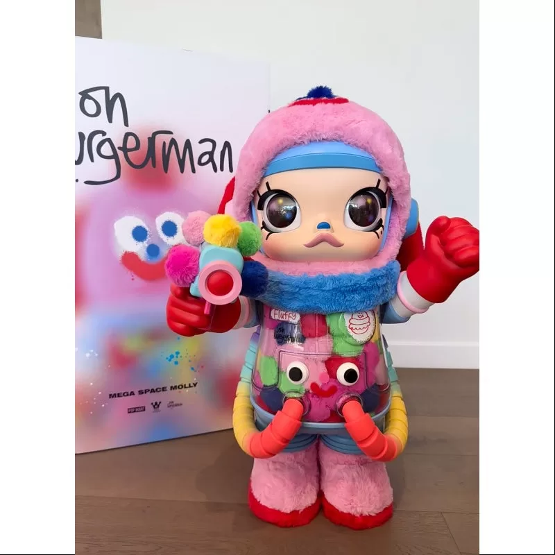 MEGA SPACE MOLLY 1000% Jon Burgerman 2025 Ediție limitată
