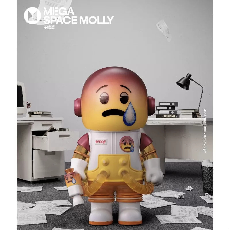MEGA SPACE MOLLY Seria emoji 100% X O SITUAȚIE ÎNCERCĂTORĂ