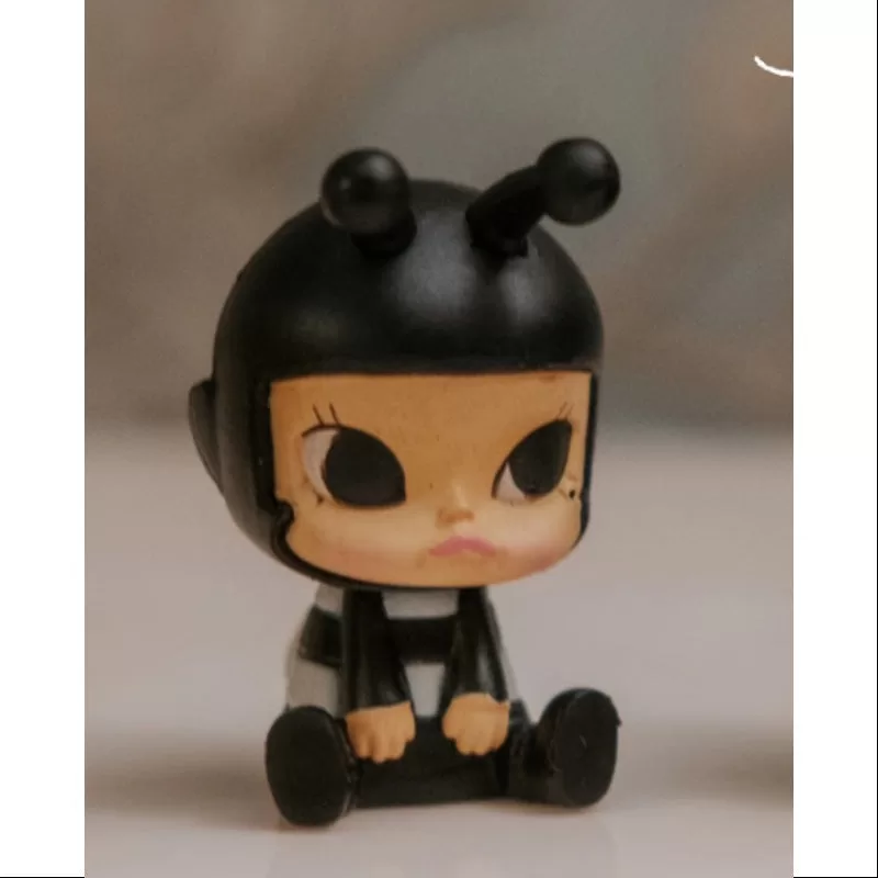 MOLLY Baby Molly Seria 2 Bee Black Eyes