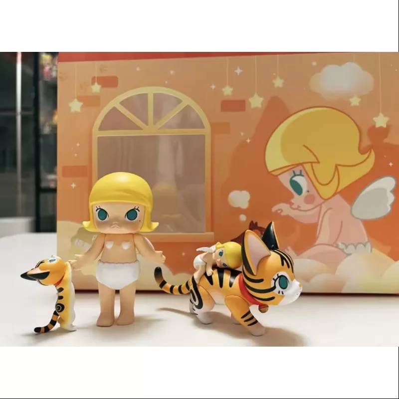 MOLLY Cat World Orange 2021 Ediție limitată