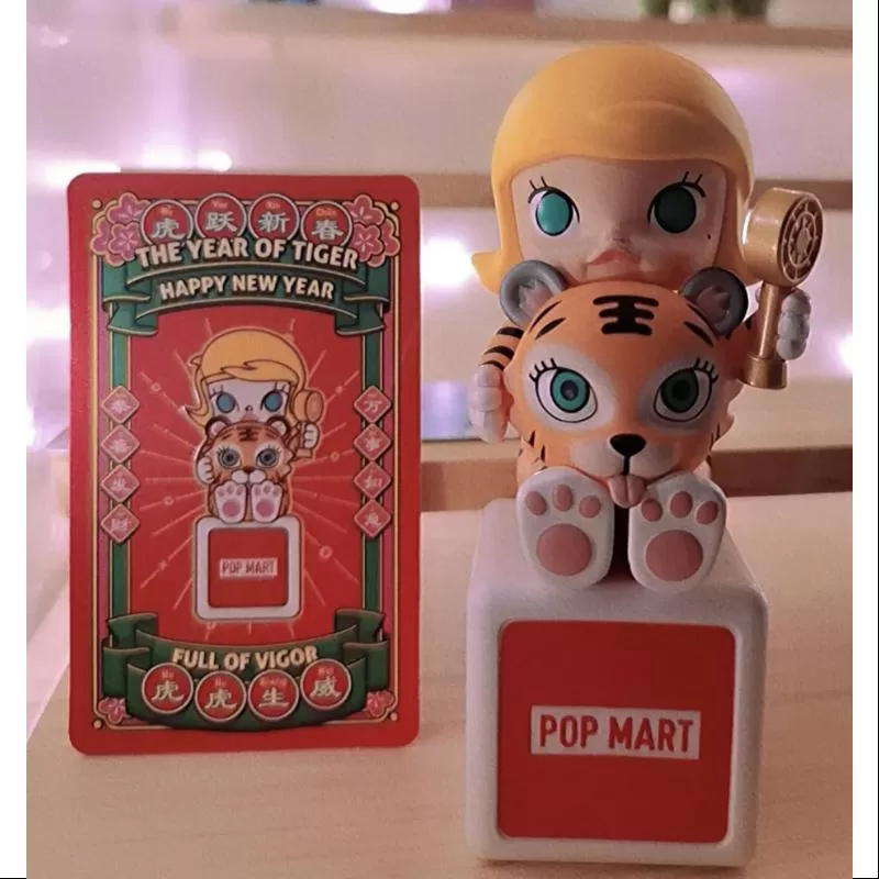 MOLLY Pop Mart Seria Anul Tigrului MOLLY plin de vigoare
