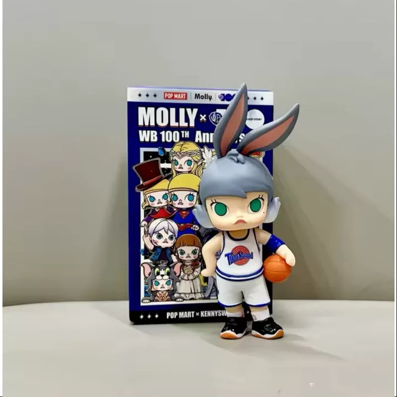 MOLLY Seria 100 de ani de la Warner Bros Space Jam