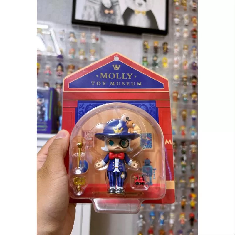 MOLLY TOY MUSEUM X KENNYSWORK Ediție limitată